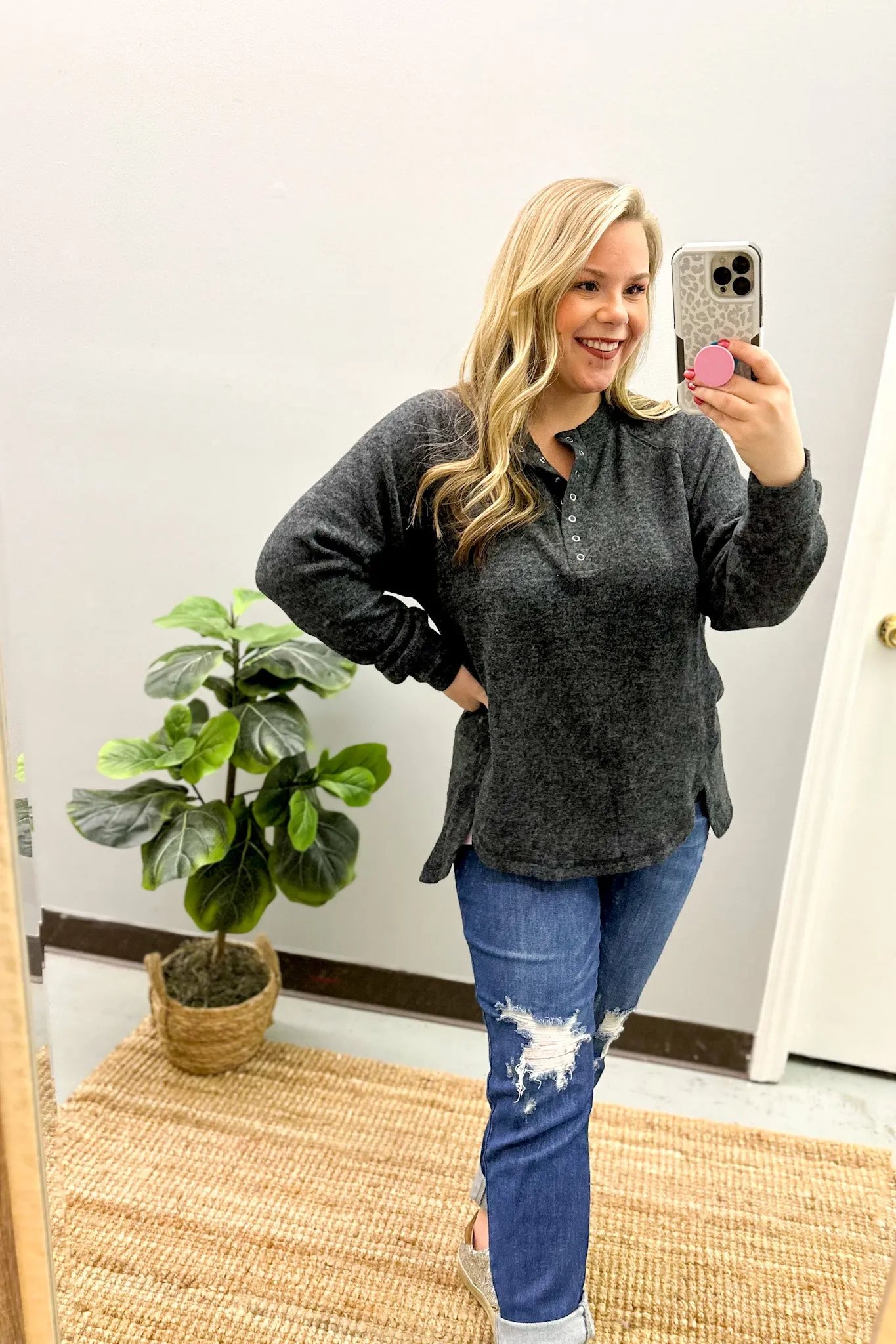 Comfy Stroll Pullover Top, Black