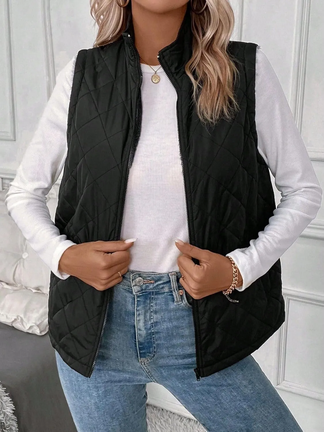 SKAYS Women's Stand Collar Lightweight Quilted Vest Zip Up Sleeveless Outwear Jacket with Pockets