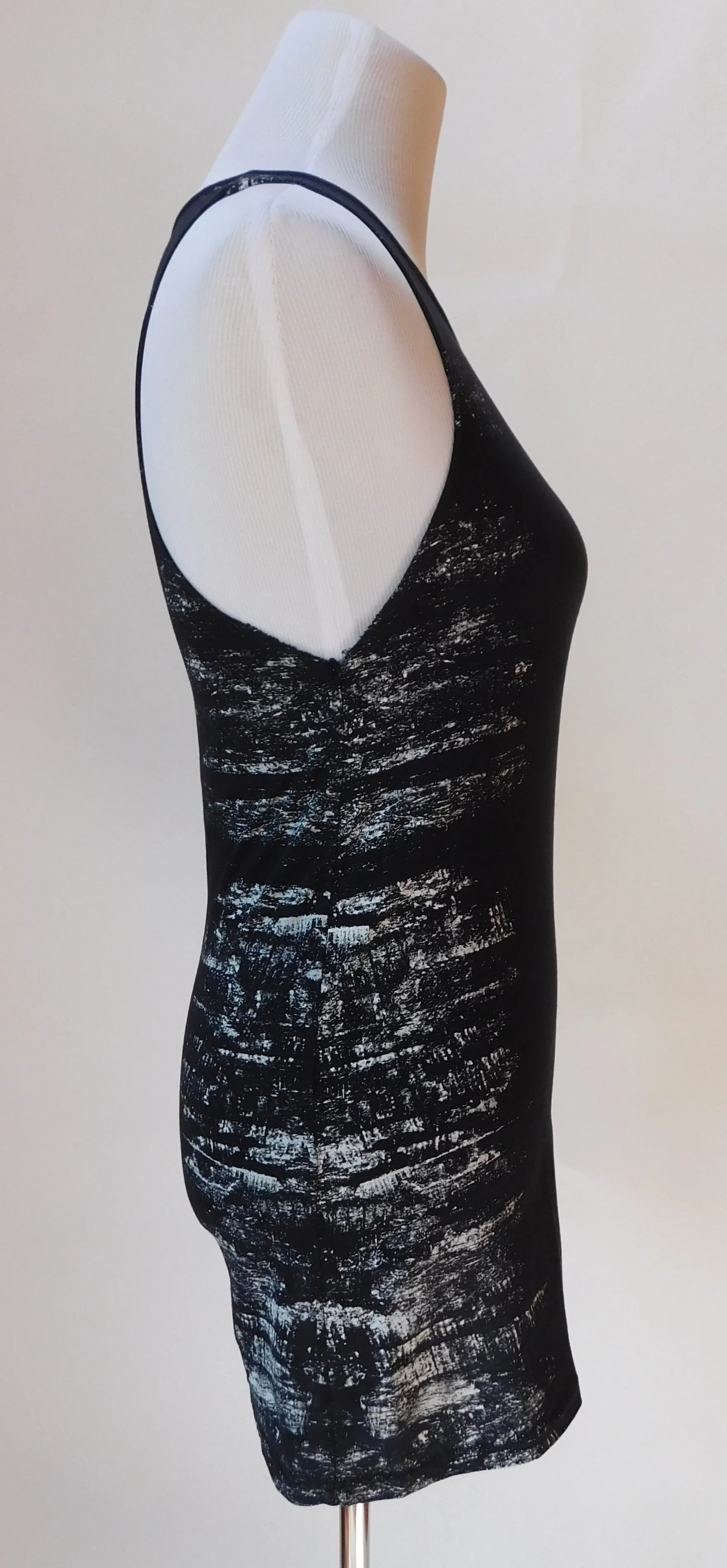 Sketch Muscle Tank